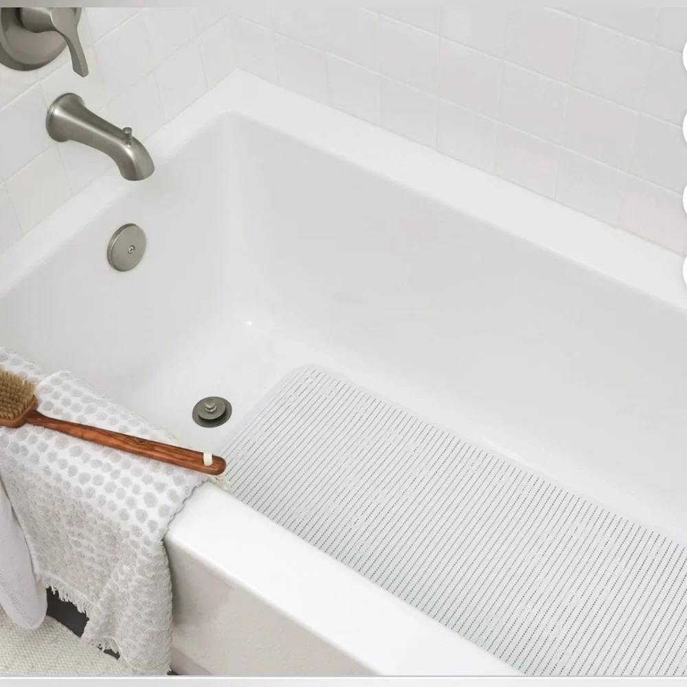 Clorox Textured Non Slip White Bath Mat